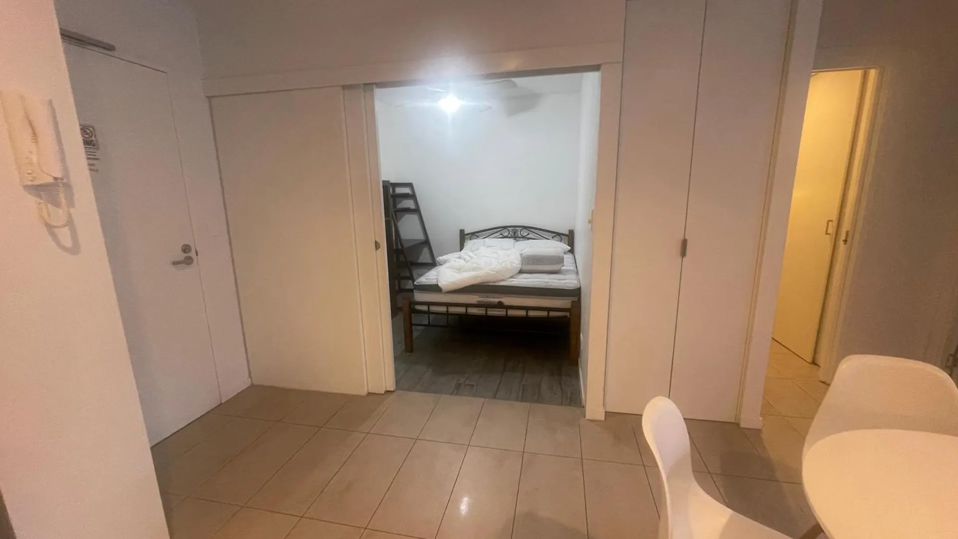 Spacious 2 Bedroom Apartment In Central Brisbane